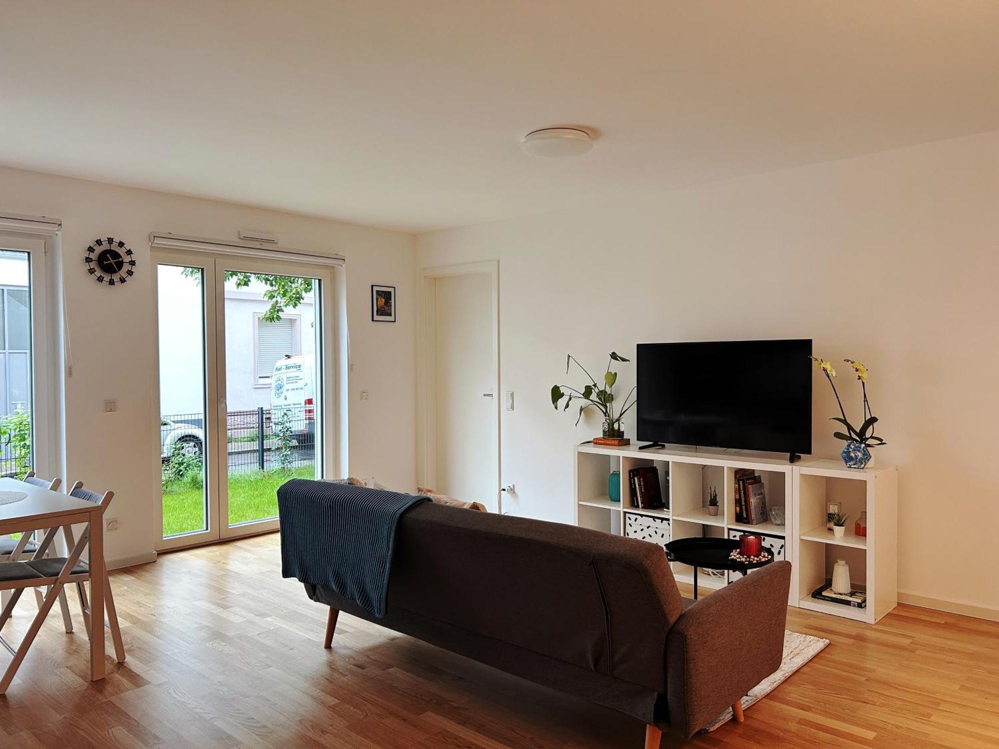 Nest Apartment *